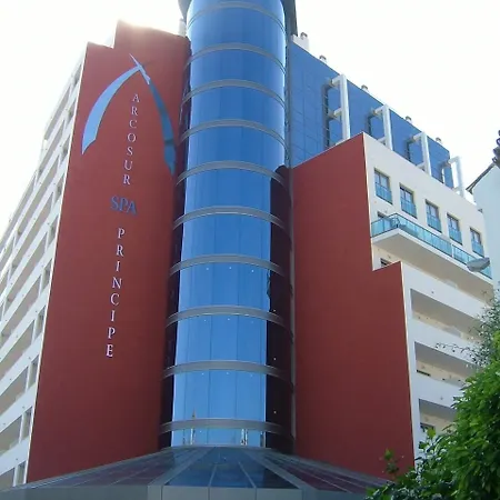 Pierre &